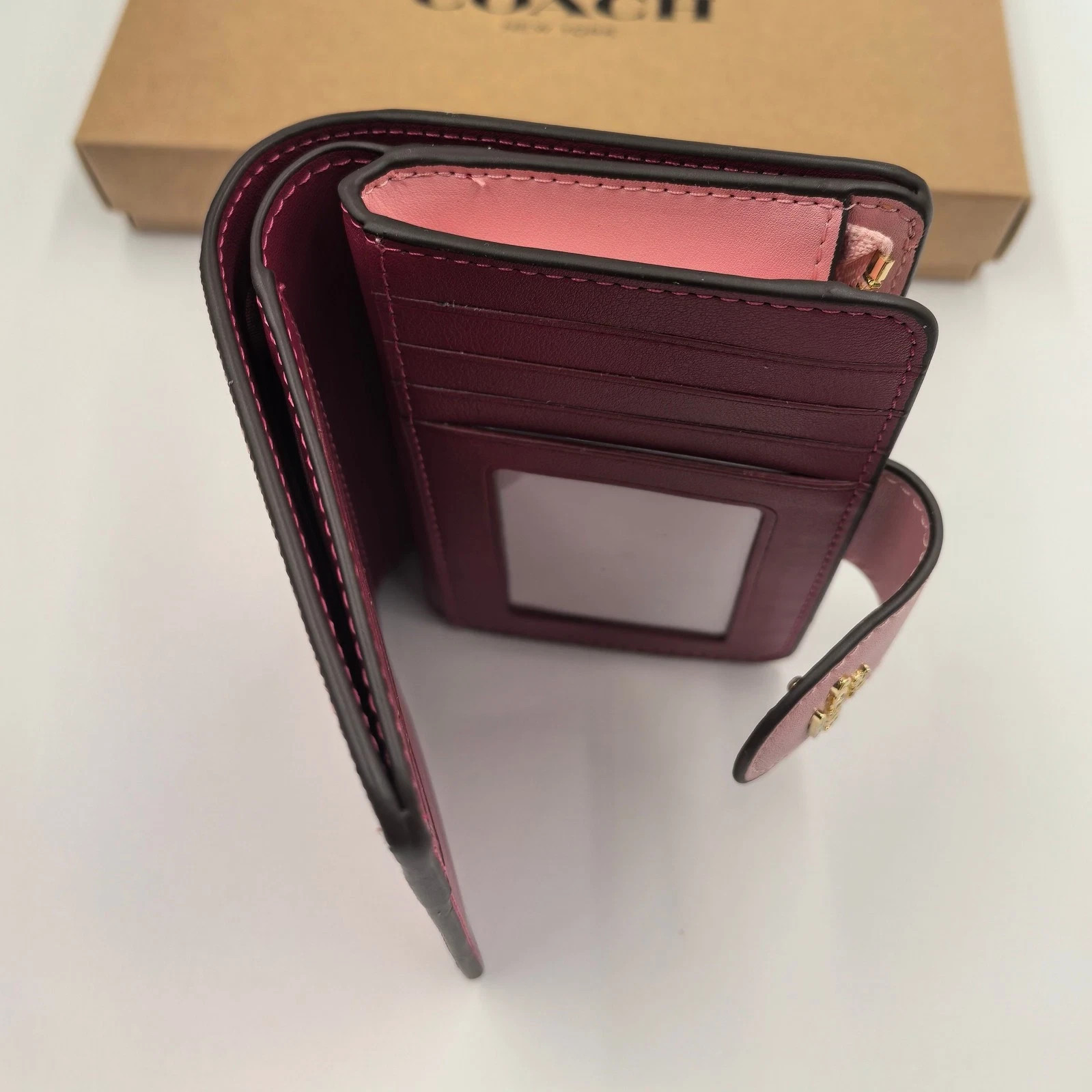 Wallet In Signature Pink with Logo CW786