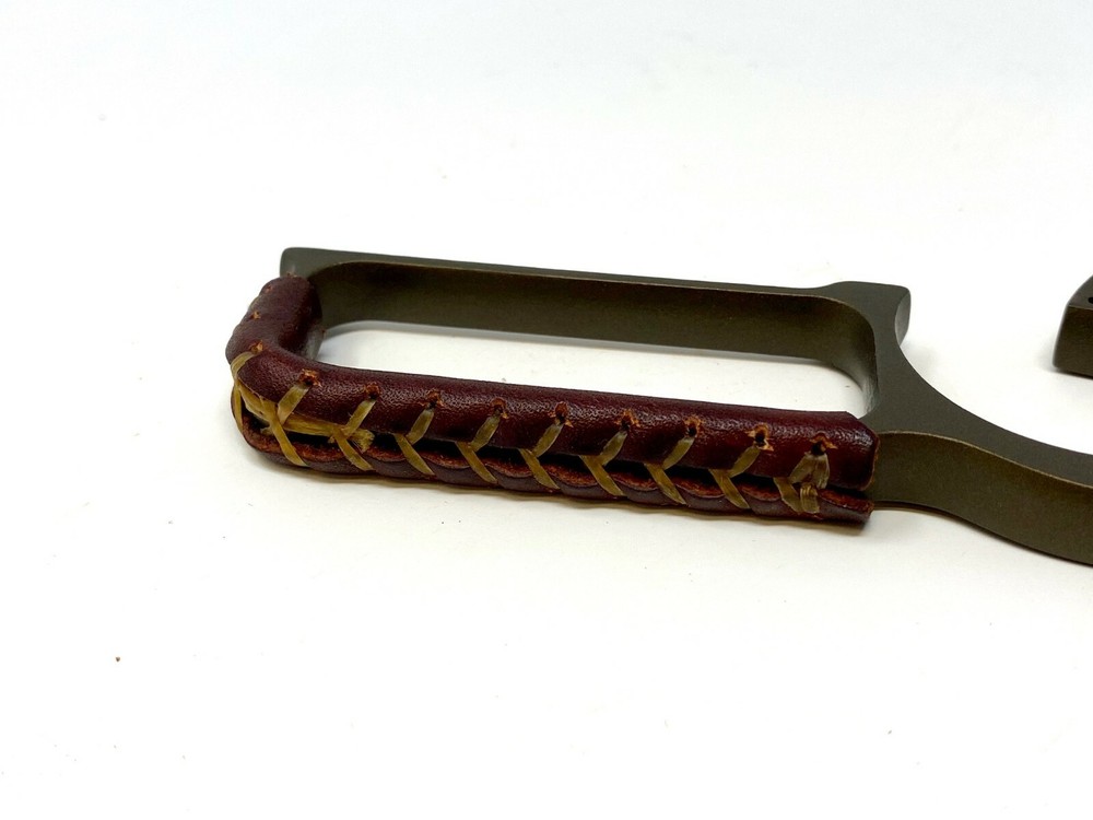 DIY - Leather Lever Wrap