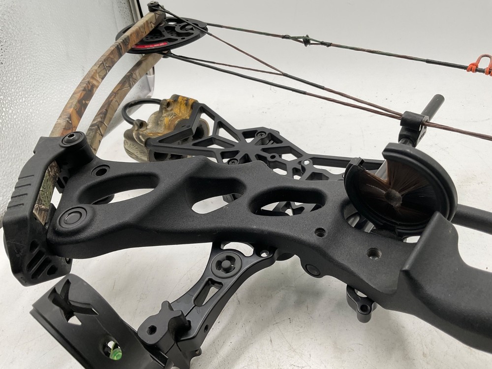 🏹 HOYT FIRESHOT Versa-Flex a youth Compound Bow All Setup! NICE👍