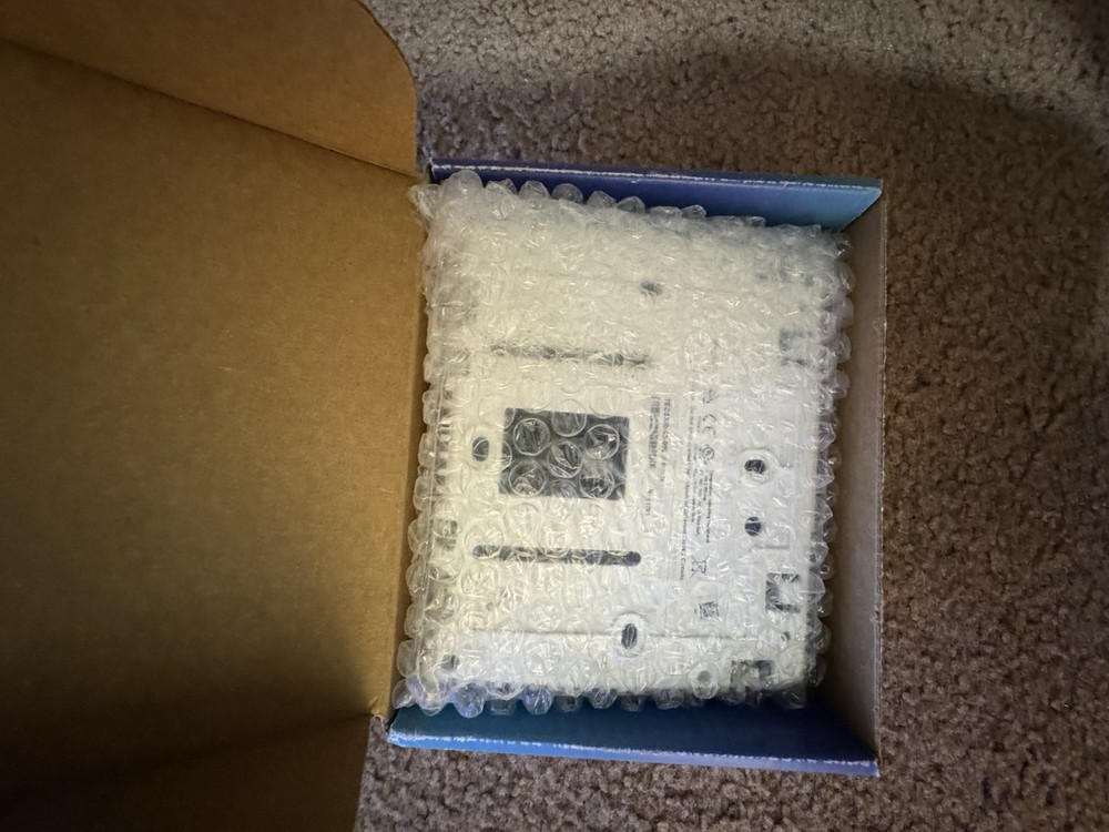 Johnson Controls Smart Thermostat TEC3000 Series