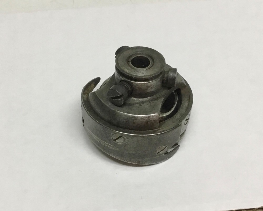 Vintage Singer Simanco 40274 Rotating Hook Bobbin Case
