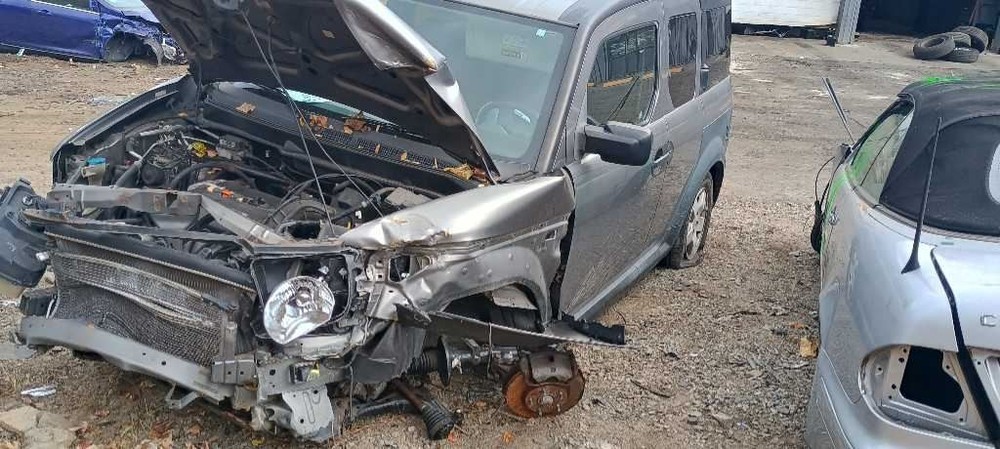 2005 ELEMENT Third Brake Light OEM