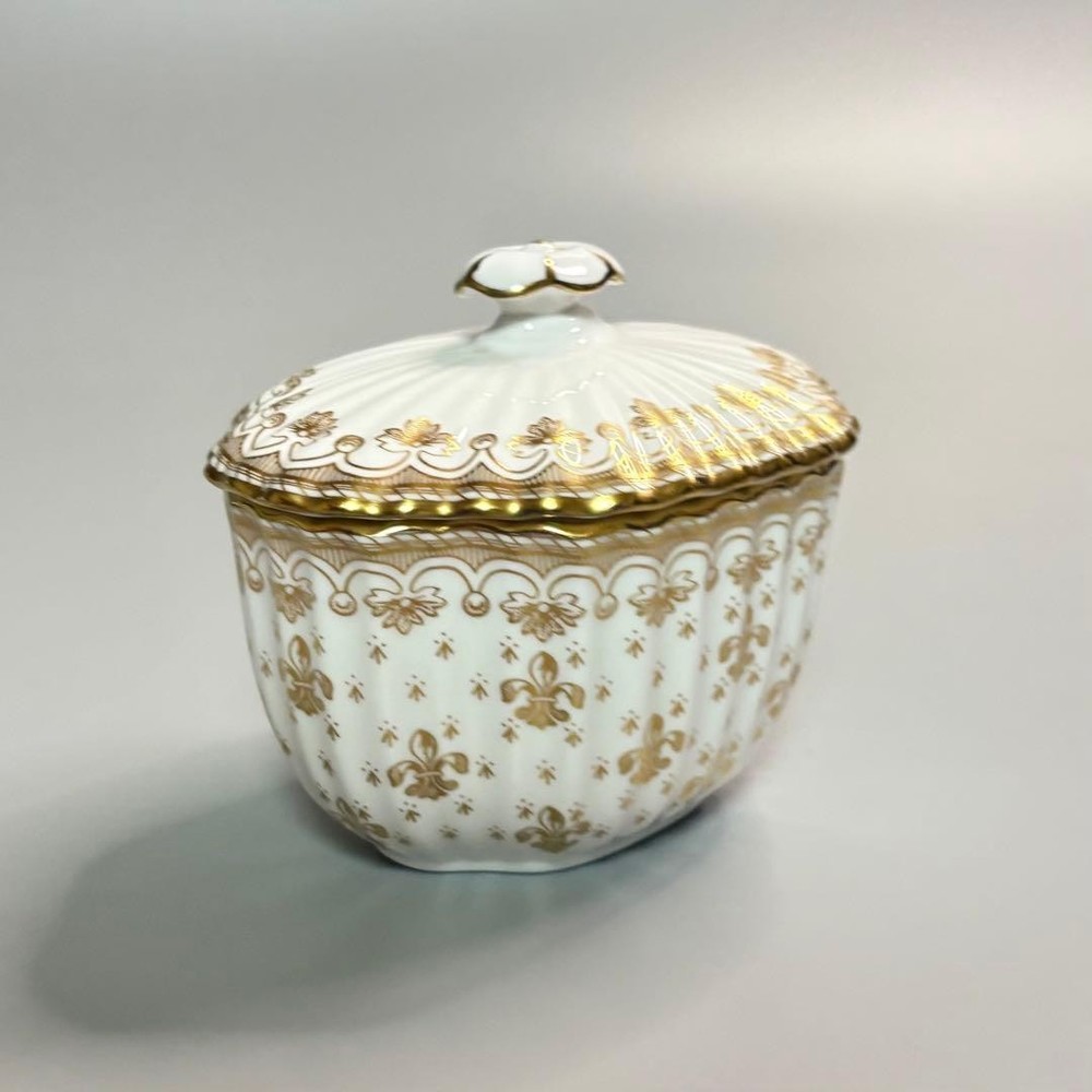 Spode Fleur de Lys Gold Sugar Pot