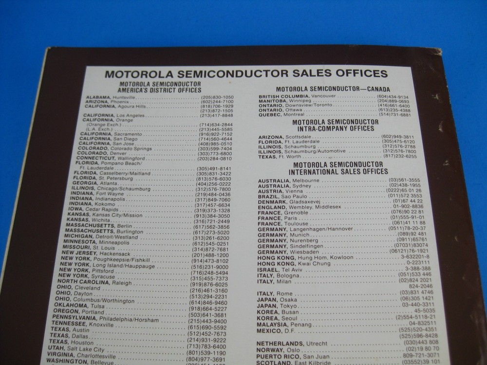 Motorola Semiconductor Master Selection Guide & Catalog Vintage 1984 Electronics
