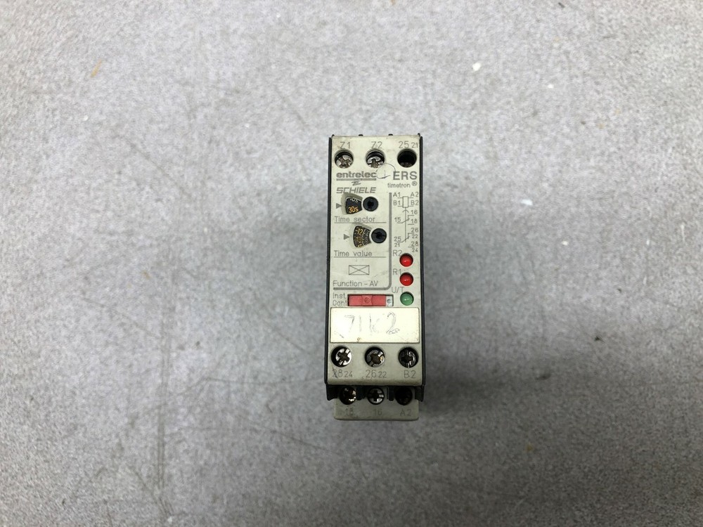 USED SCHIELE ON DELAY TIMMER 0,05s-300h
