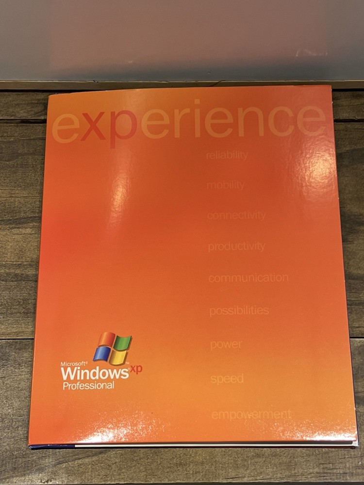 Microsoft Windows XP Professional Student Upgrade Version 2002 W/ Product Key