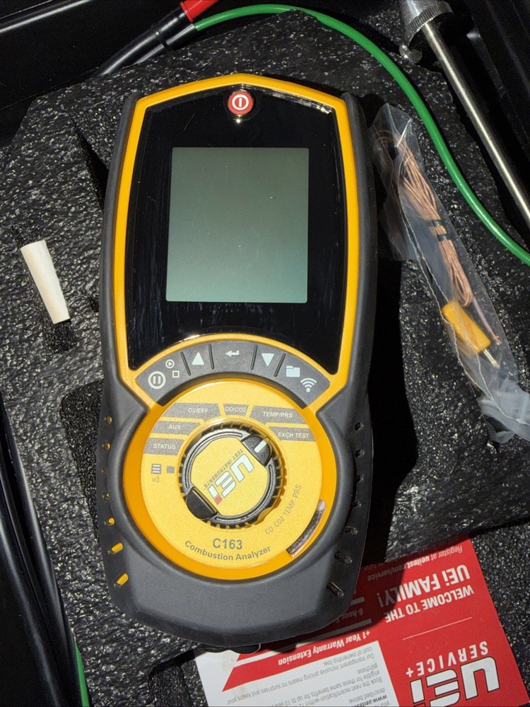 UEI C163 COMBUSTION ANALYZER IN CASE