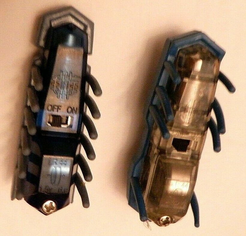 HexBug Nano V2 Habitat Climbing Tubes, Platform and 2 Working Hexbug Nanos