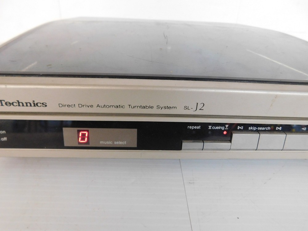 TECHNICS DIRECT DRIVE AUTOMATIC TURNTABLE SYSTEM SL-J2 (MPT17)