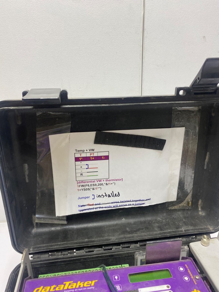 datataker dt615 seires 3 with case