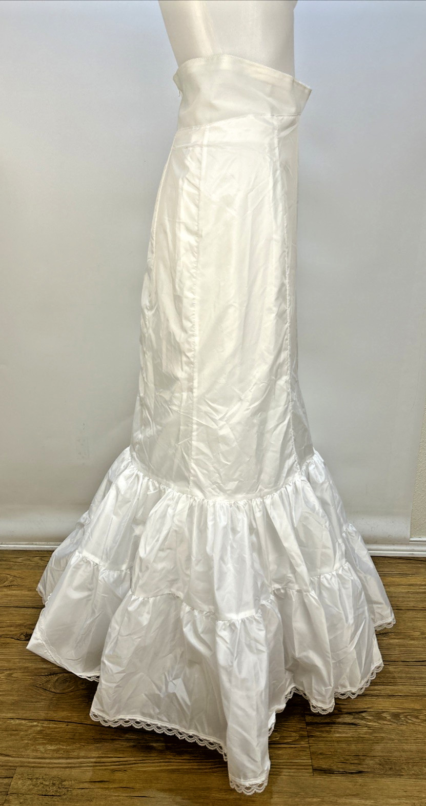 Unbranded Bridal White Fit and Flare Full Slip Petticoat Size 12 Style 550