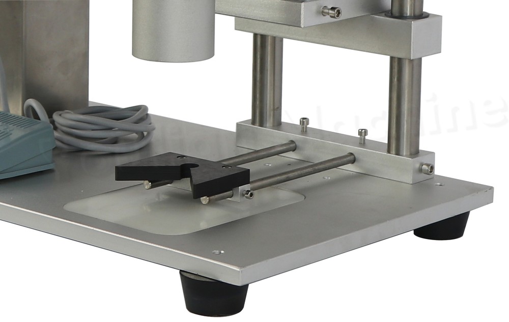 QDX-450 Semi-Auto Penumatic Desktop Round Plastic Screw Bottle Capping Machine