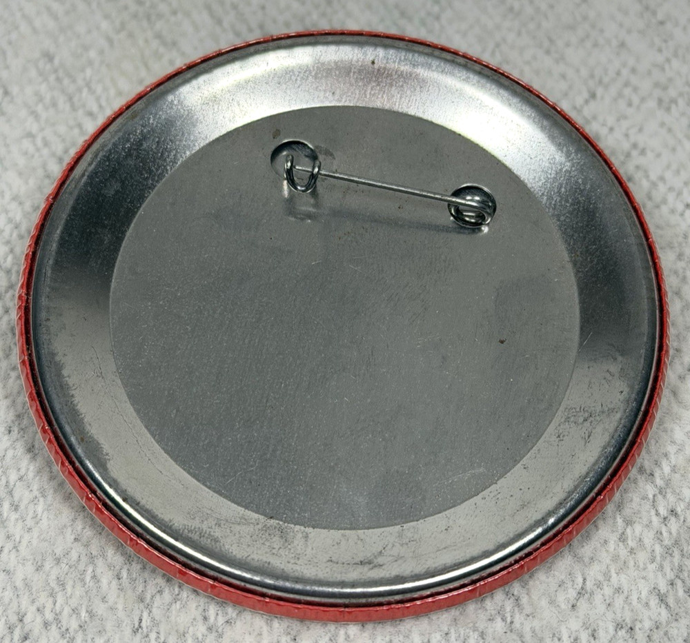 Vintage Microsoft Eggspert Computer Tech Advertising Pinback Button