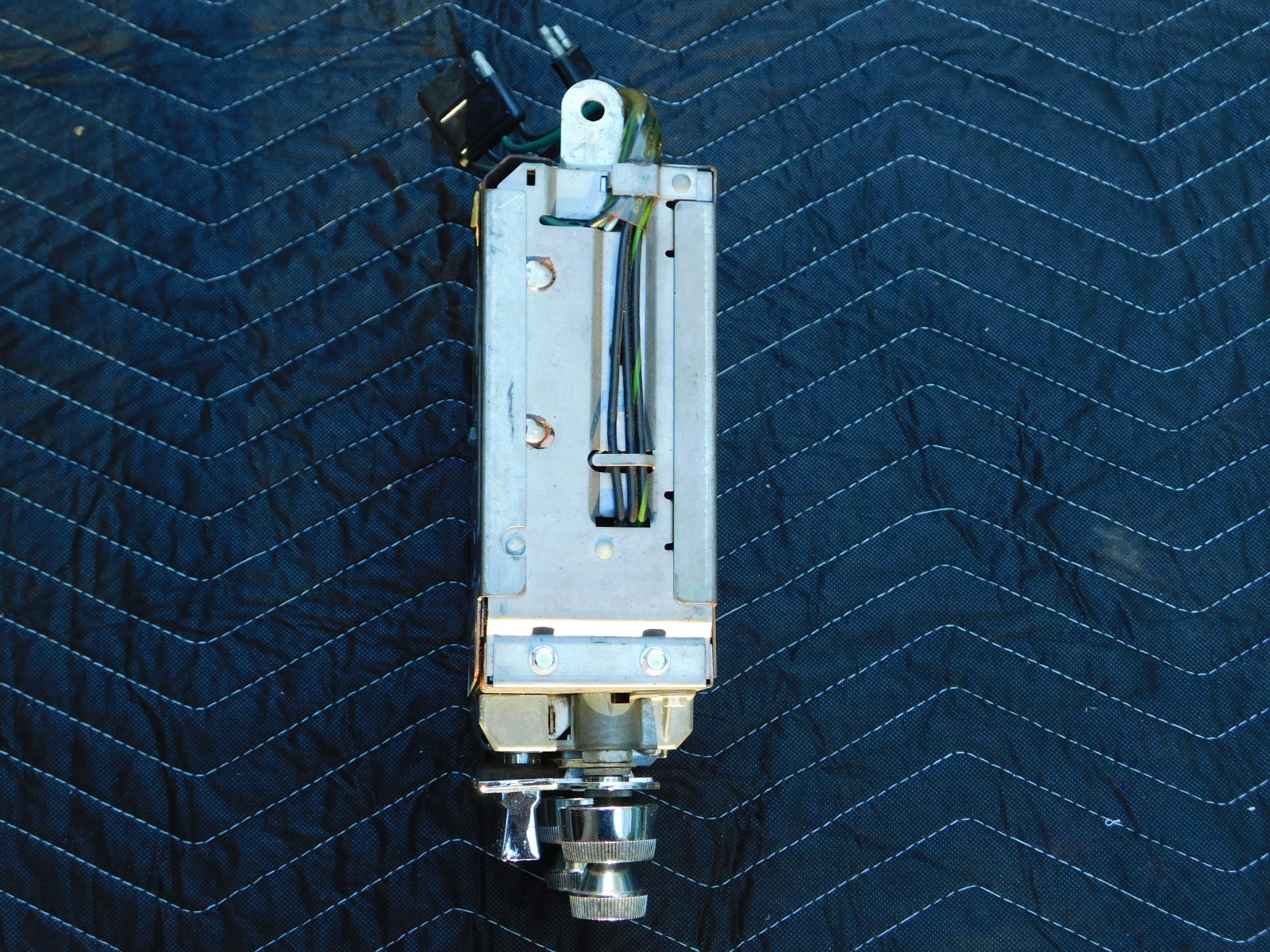 1965 FORD THUNDERBIRD OEM AM-FM RADIO KNOBS BEZEL SPEAKER