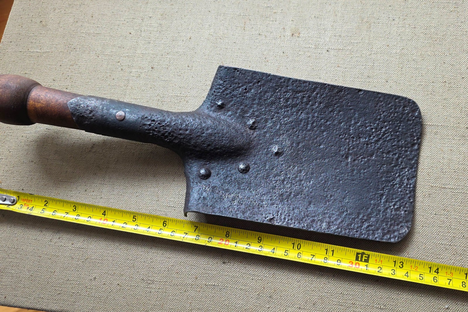 German Army WWI Relic Soldiers Small Trench Shovel – MG 08 Spaten