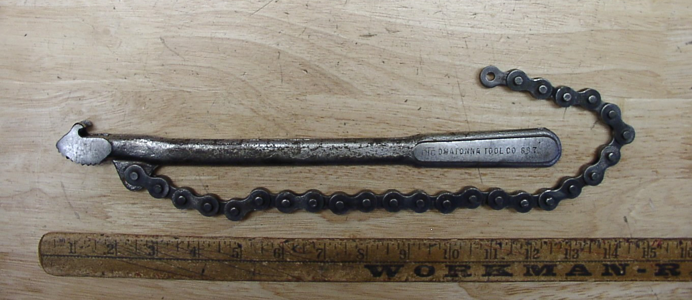 Vintage OTC Owatonna Tool Co.-887-",12"Chain Pipe Wrench,16" Chain,UGLY USER!