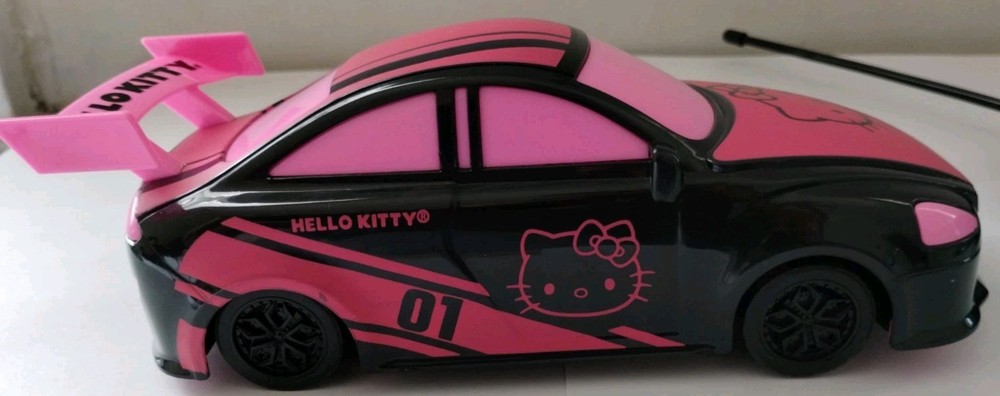 HELLO KITTY REMOTE CONTROL CAR PINK BLACK STEERING WHEEL CONTROLLER