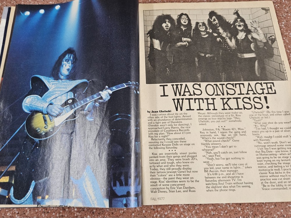 KISS CREEM SPECIAL EDITION Magazine 1977 Complete with centerfold poster