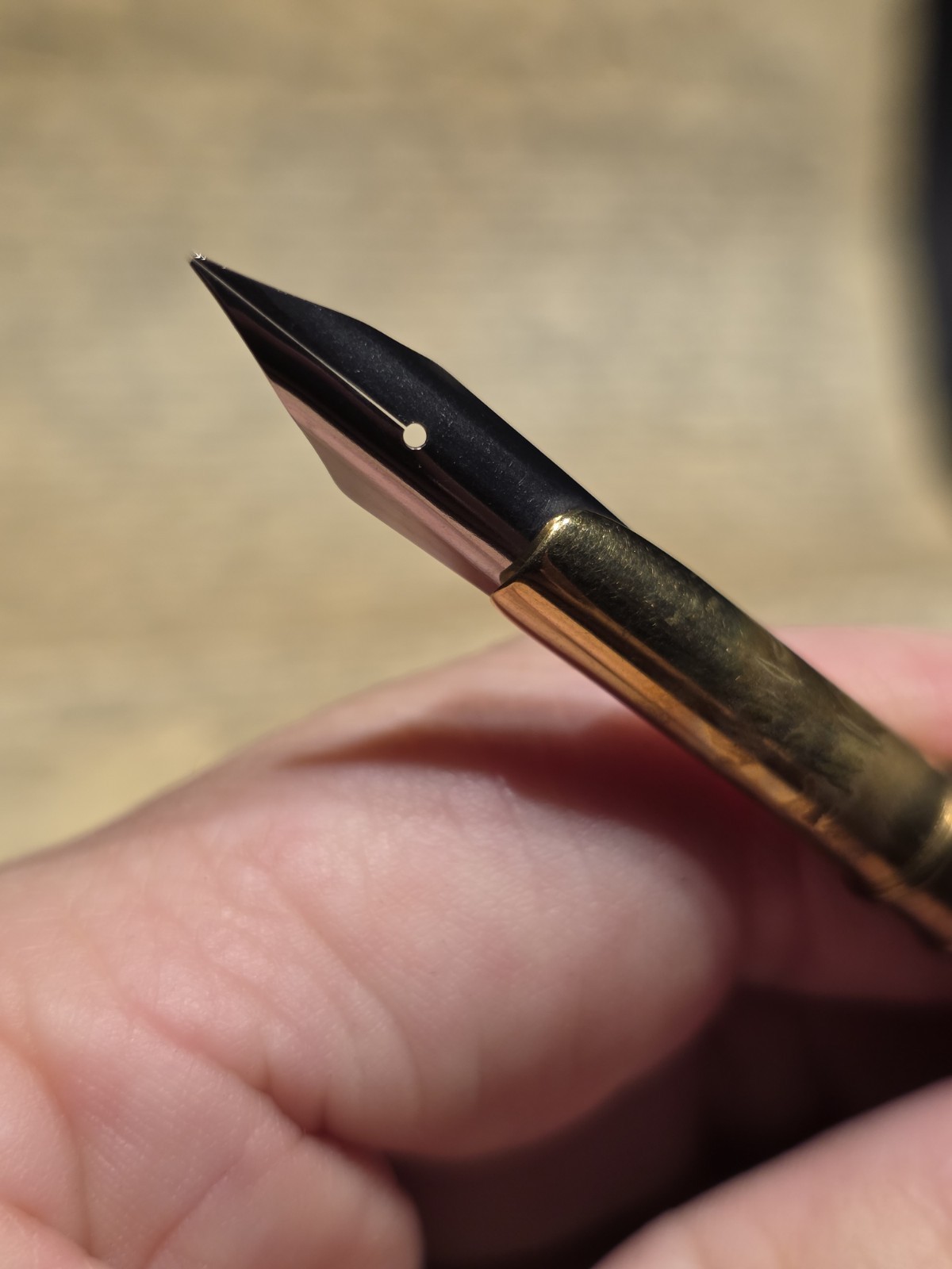 7" Antique Style Wood Turned Single Dip Pen