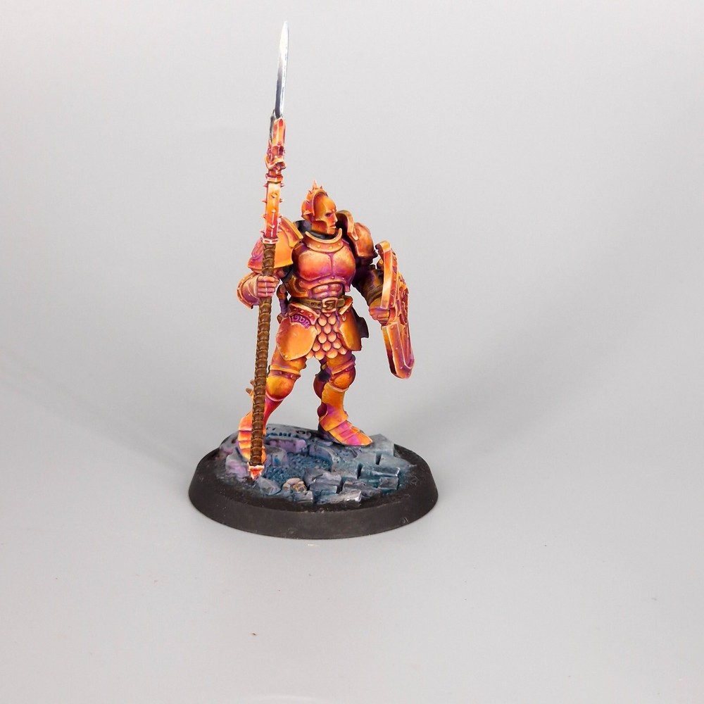 STORMCAST ETERNAL VINDICATOR- Warhammer- Pro Painted.