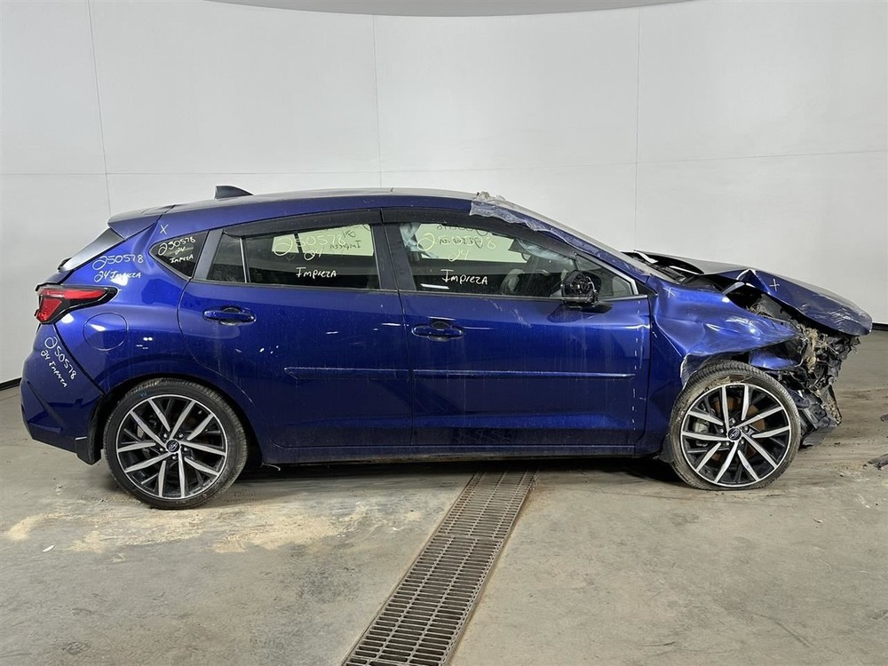 IMPREZA 2024 Camera/Projector 2782223