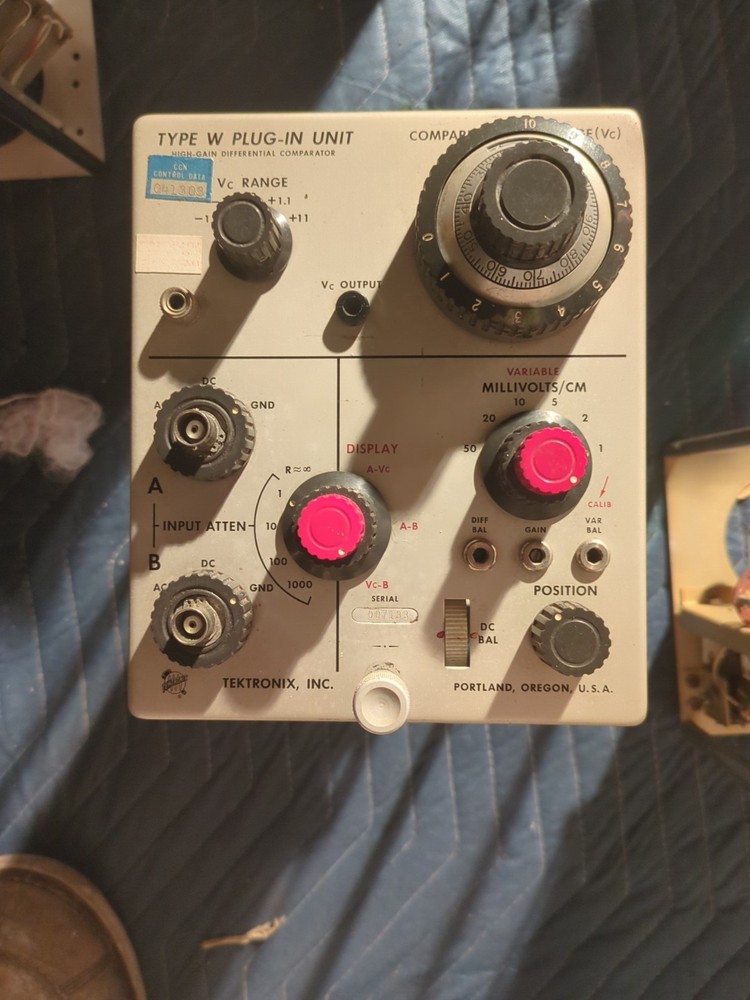 Tektronix Type W SAMPLING Unit Oscilloscope