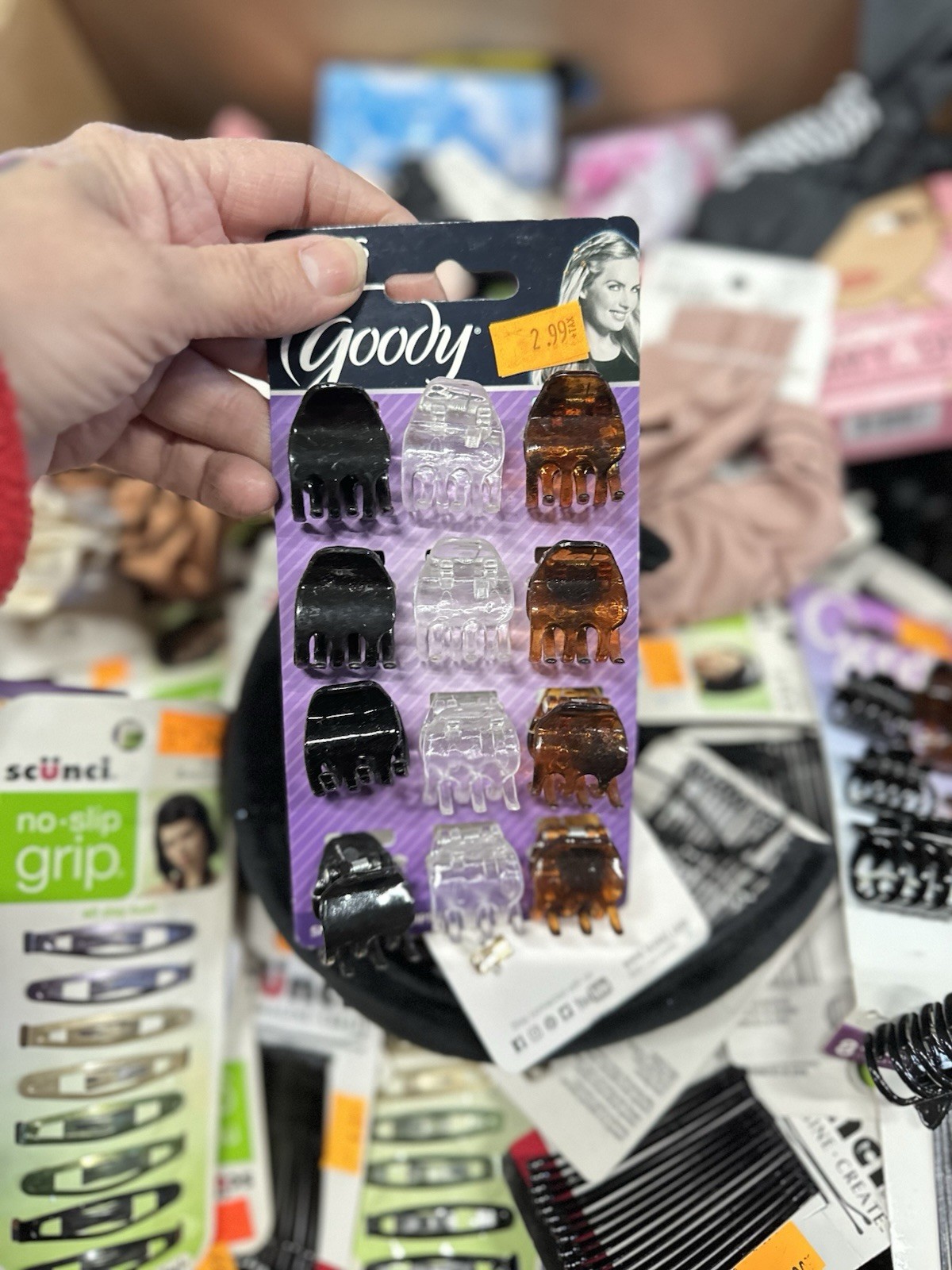 50 Pcs Wholesale Scunci , Goody Assorted Hair Accessories Scrunchies Etc Read