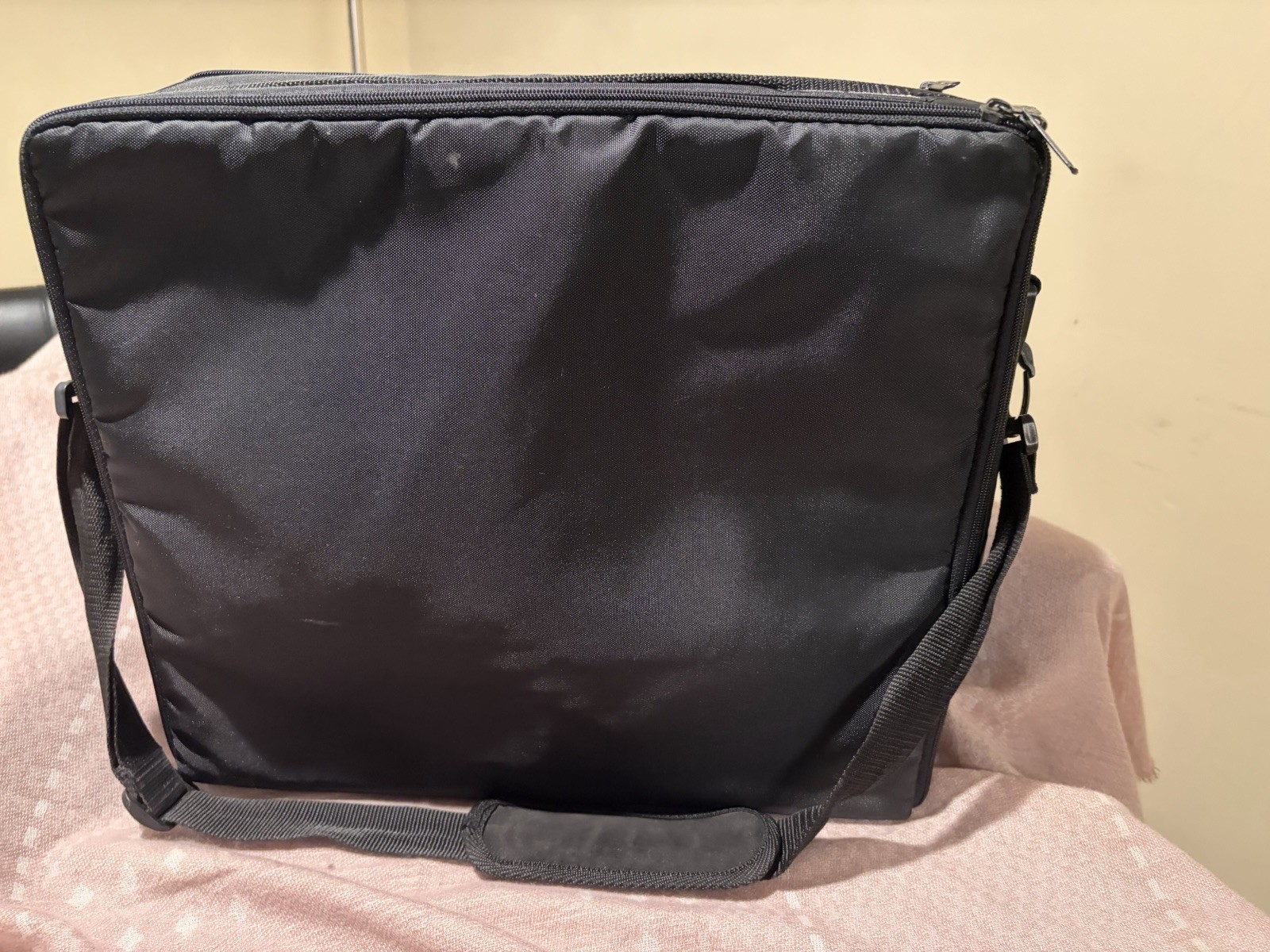 Vintage Case Logic Double Sided 120 Capacity Cassette Storage Travel Case