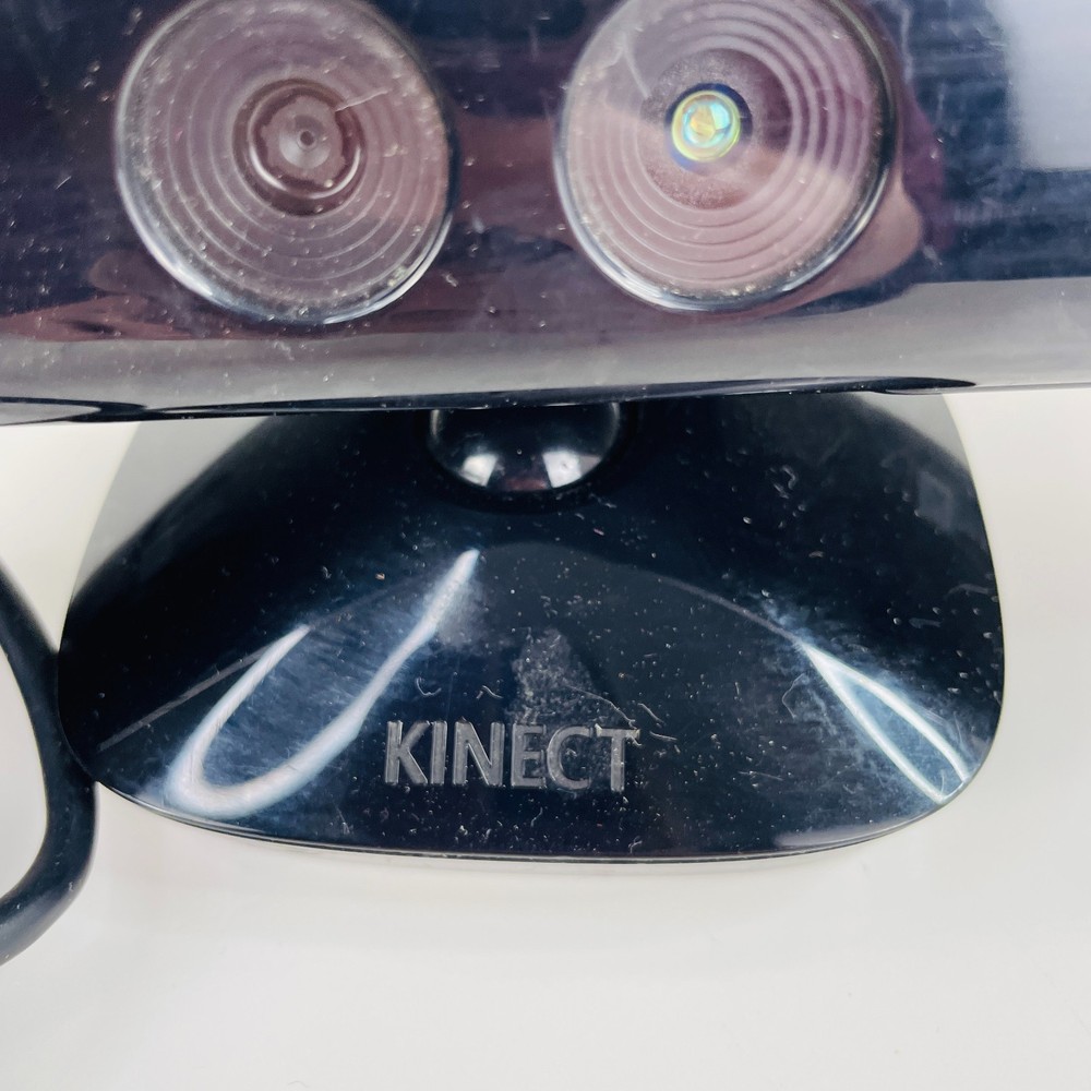 Xbox 230 Kinect Motion Sensor Bar Model 1473 Microsoft 2007 - Read