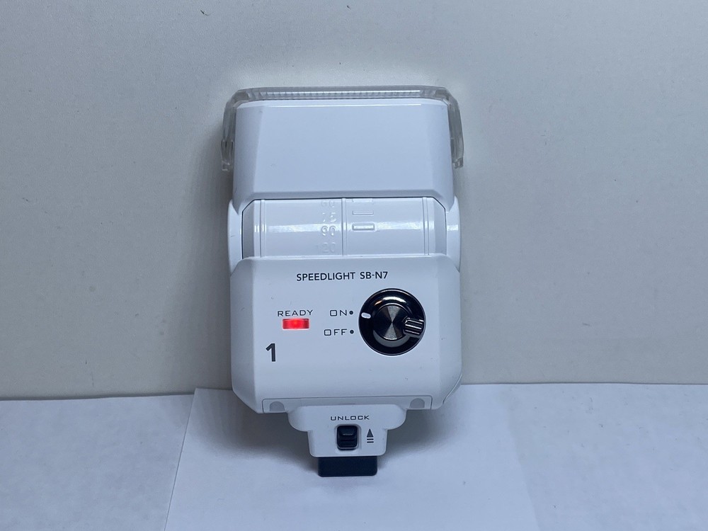 Nikon 1 SB-N7 Speedlight - White w/ Soft Diffuser Cap SW-N7