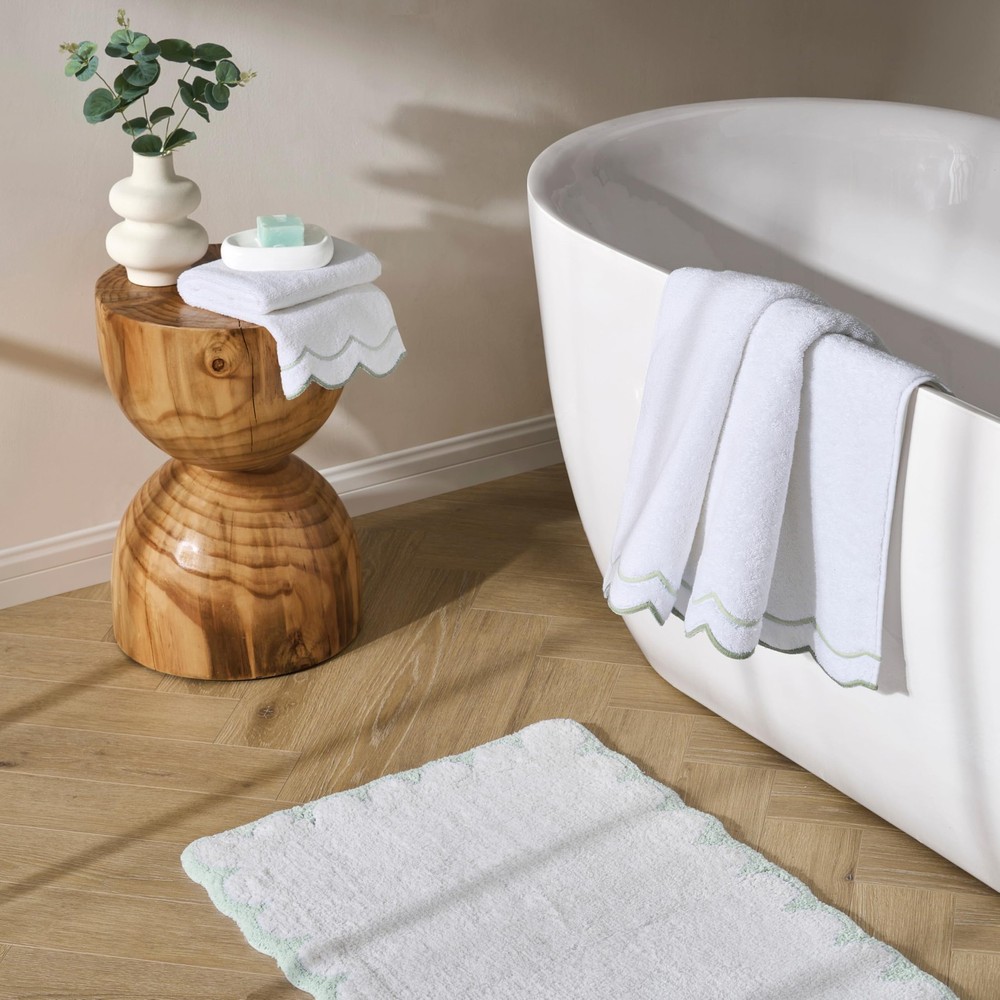 Peri Home Scalloped Bath Rug - Soft & 1'8" x 2'6" (Rectangular), Sage