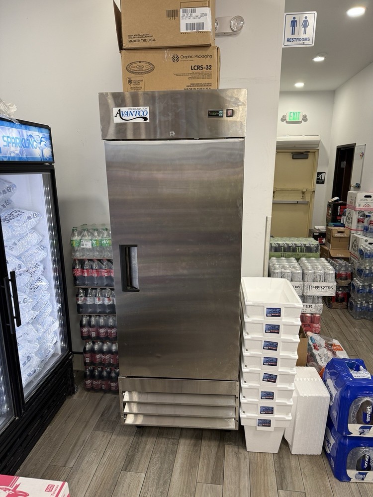 29" Solid Door Reach-In Freezer