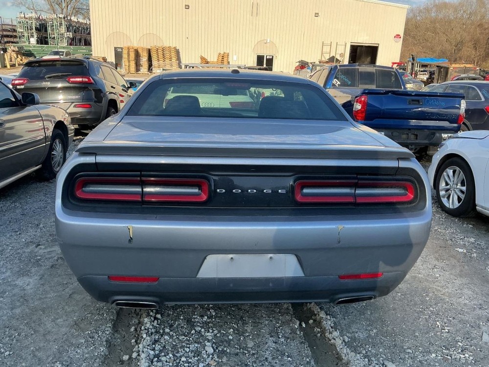 CHALLENGE 2016 Glove Box 4955480