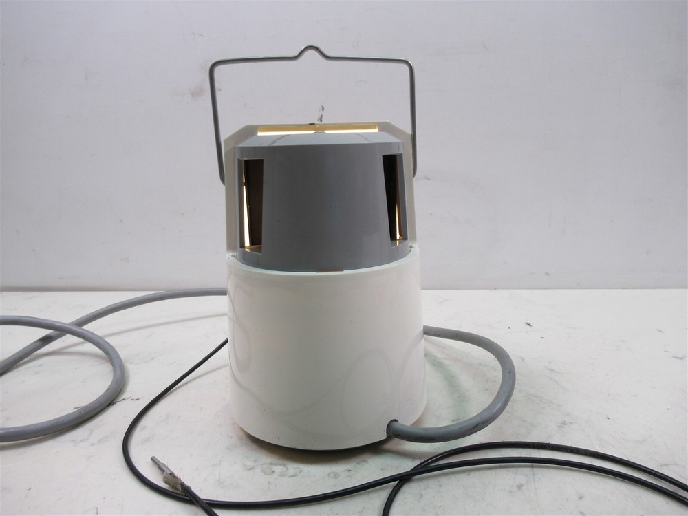 Schott Fiber Optics Model 1180 Illuminator Variable Light Source 80 Watt
