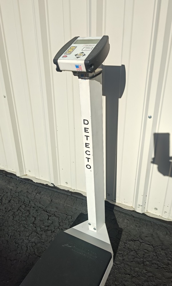 Detecto Cardinal 750 Digital Medical Scale