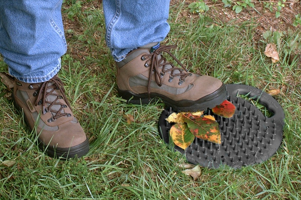 Athletic Cleat Cleaner