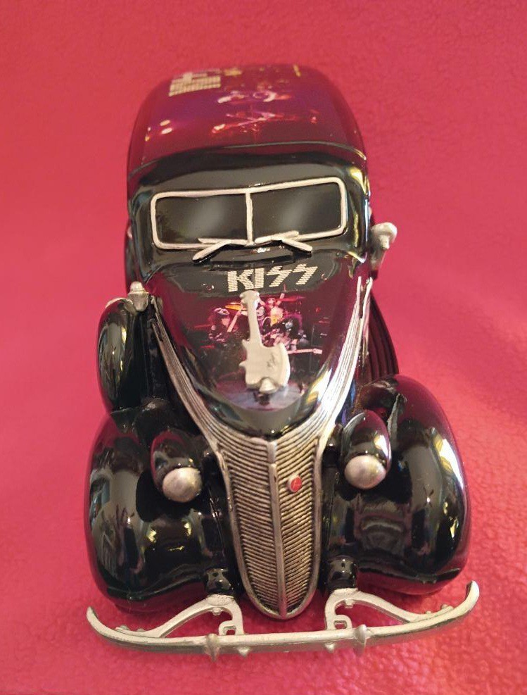 KISS Forever Studebaker Hearse Collectible Car, Mint Cond! Rare!  2018  #0254