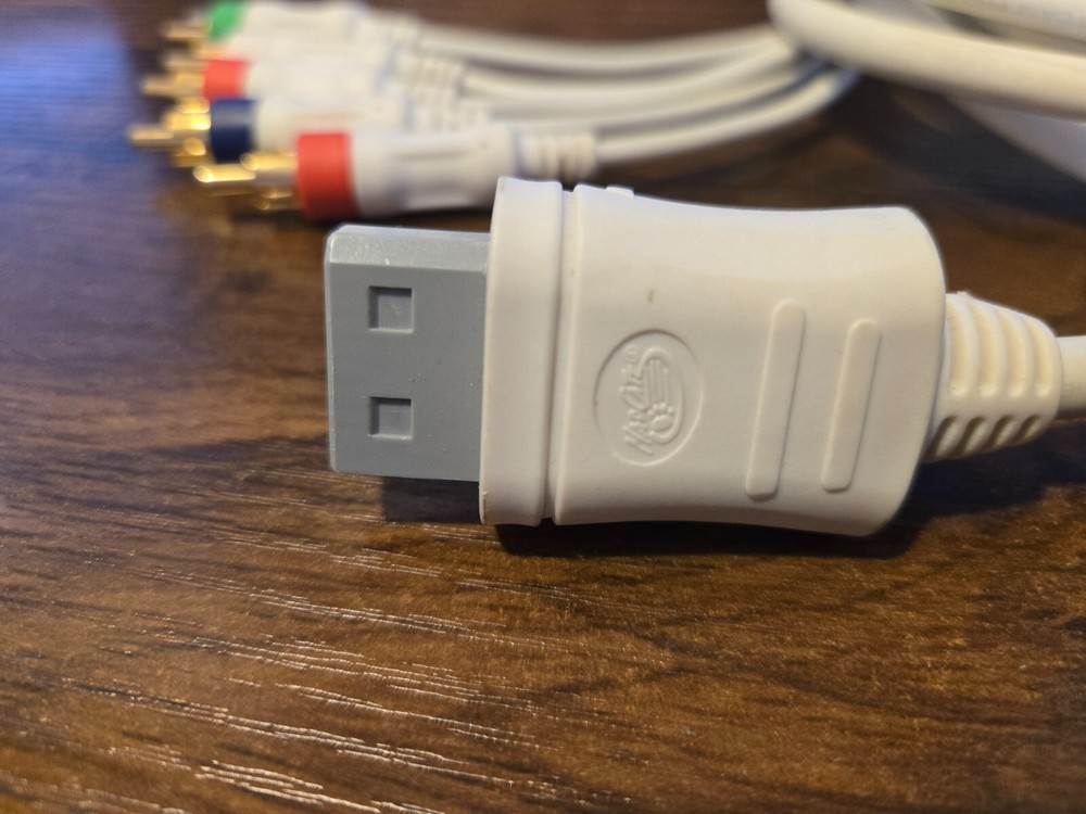 Mad Catz Pro Series Nintendo Wii Component Video Cable