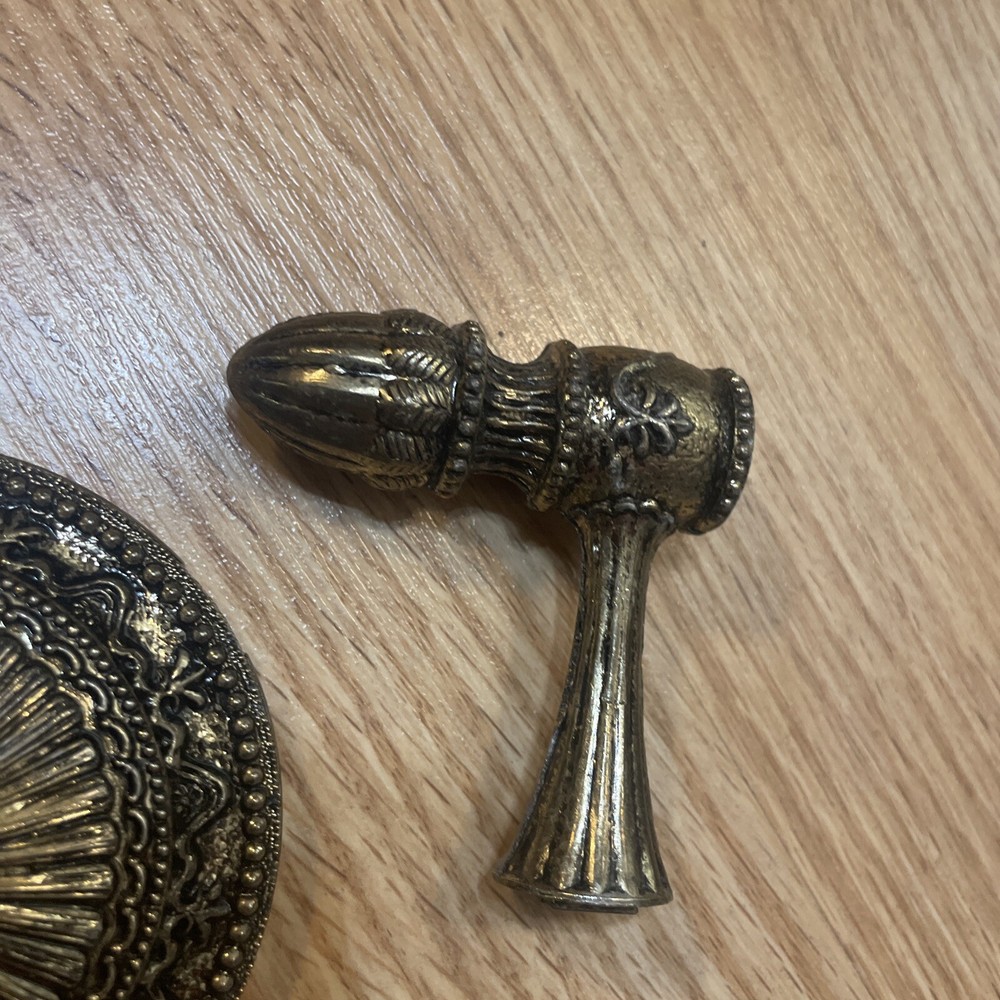 Hook & Candle Holders Amtec & Melard