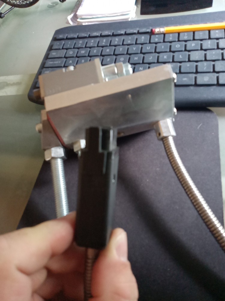 Zents / Nordson Applicator Head.