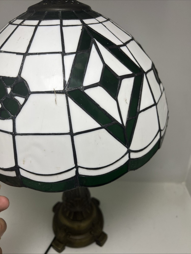 Jets table lamp tiffany style works great shape
