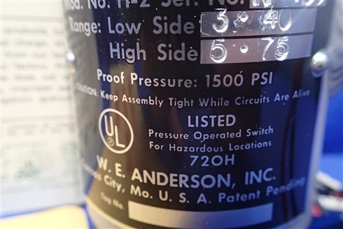 W.E. ANDERSON DouTecT EXPLOSION PROOF PRESSURE SWITCH MODEL H-2 NOS UNUSED