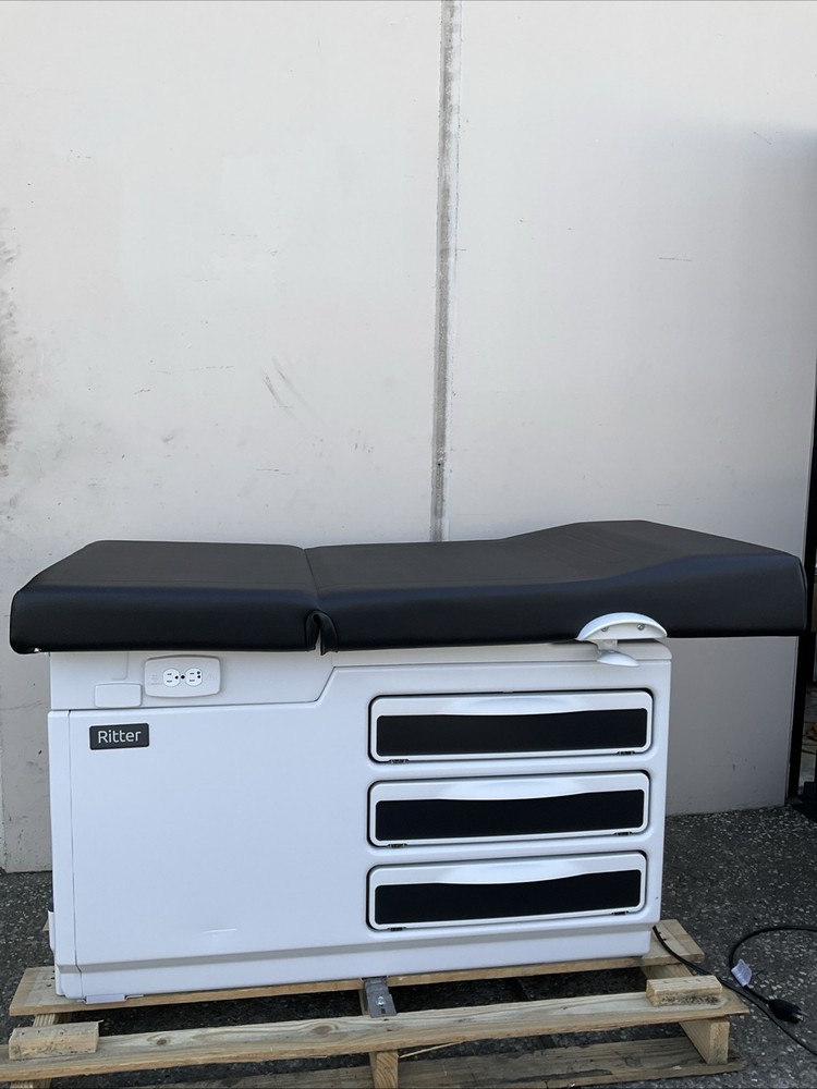Midmark Ritter 204 Exam Table 204 New Open Box