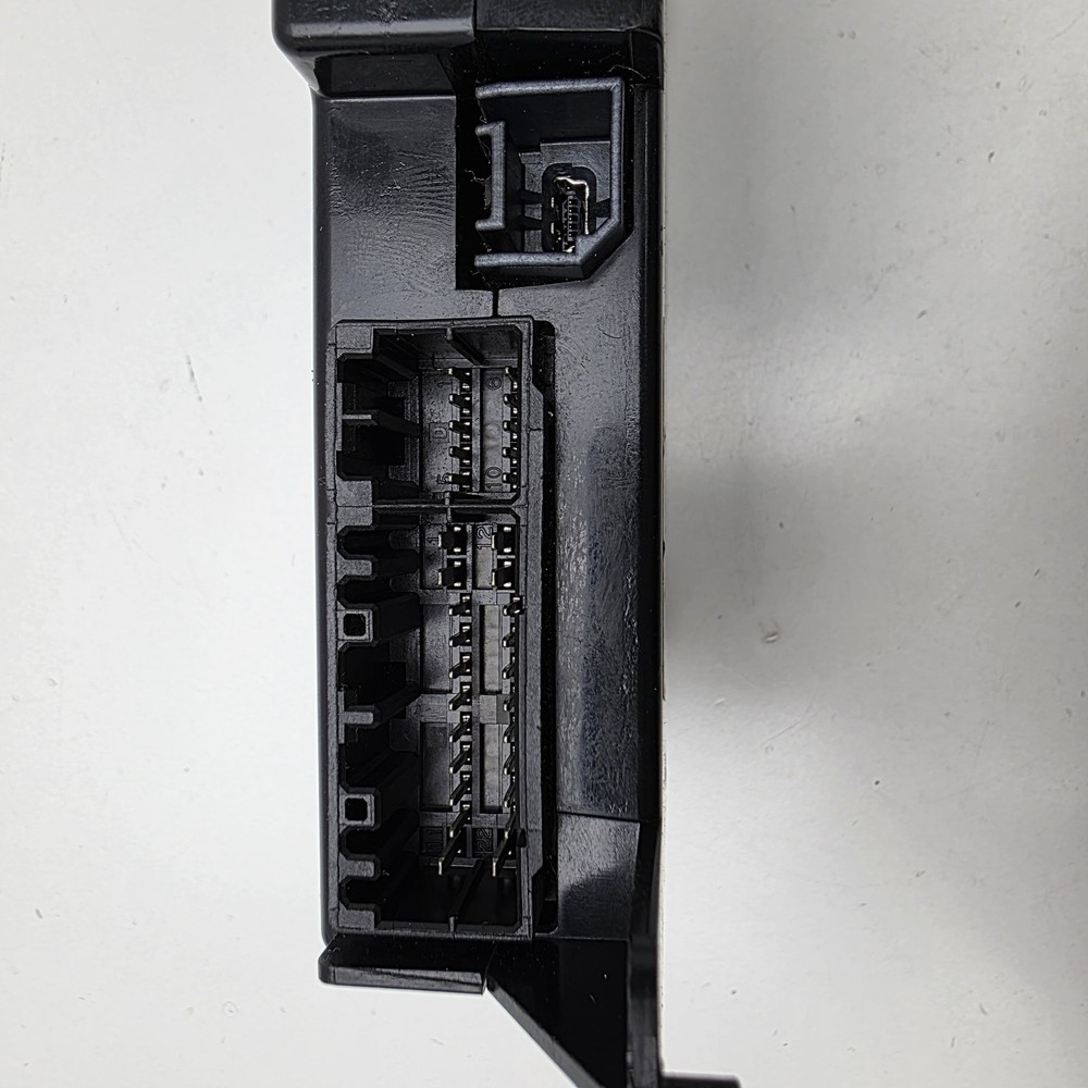 2011-2015 Dodge Charger Bluetooth Control Module Unit 68209686AB