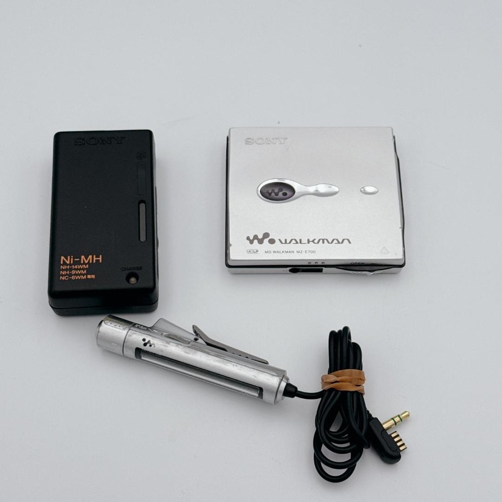 About Sony Walkman Md Mz-E700 Silver