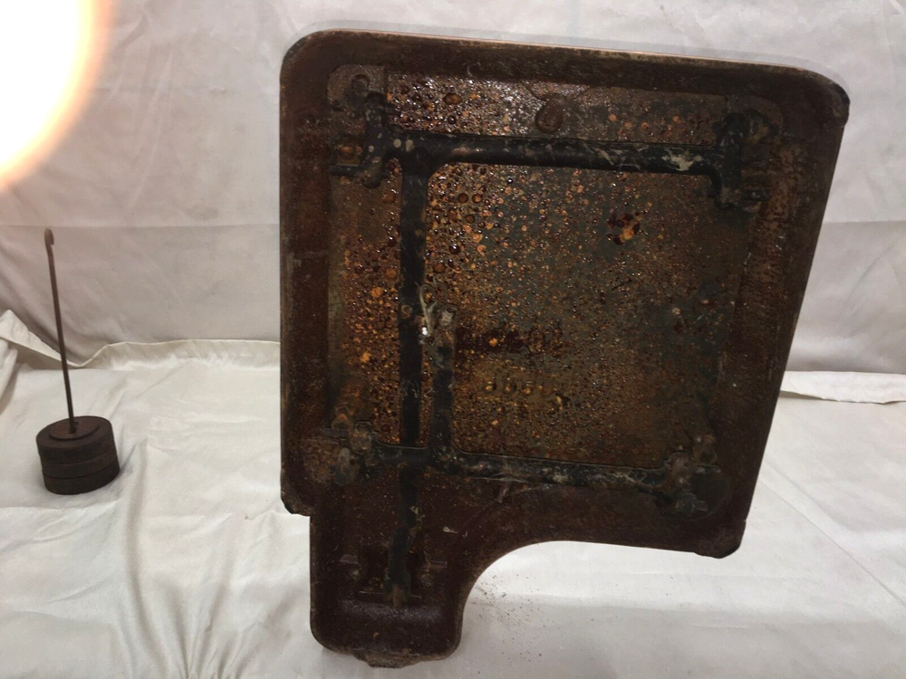 Antique Howe 5058 Platform Scale