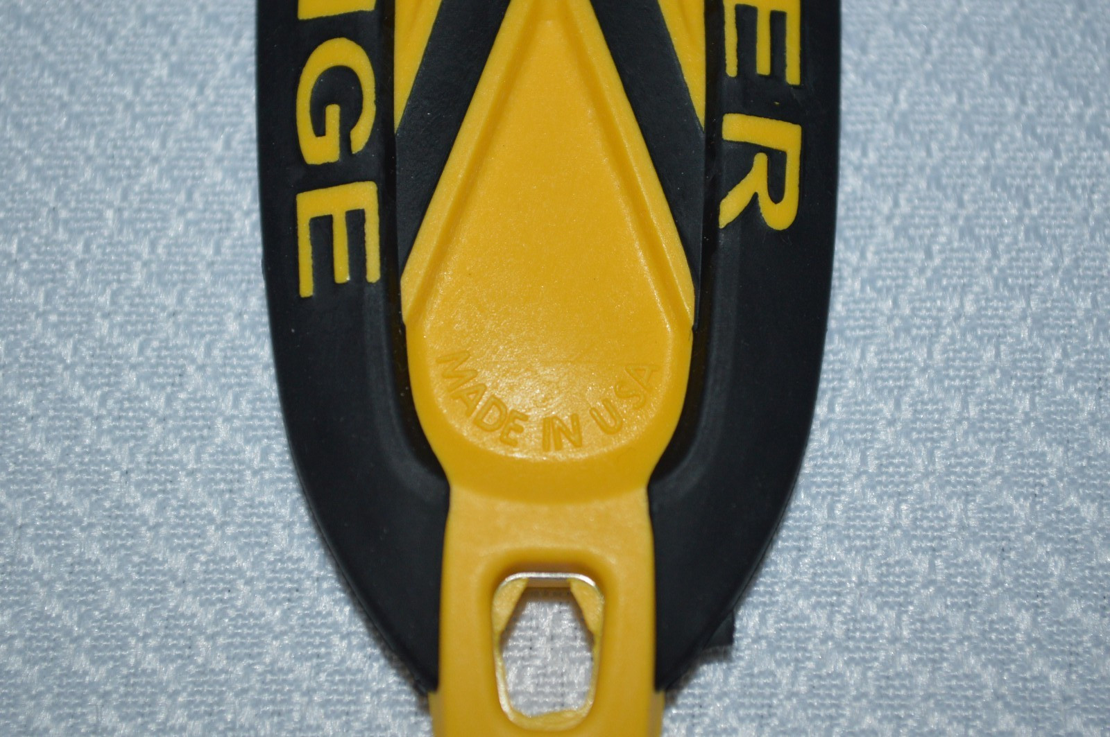 KLEVER CUTTER ~ X-CHANGE ~ SAFETY CUTTER ~ BOX CUTTER ~ REPLACEABLE BLADE ~ NEW