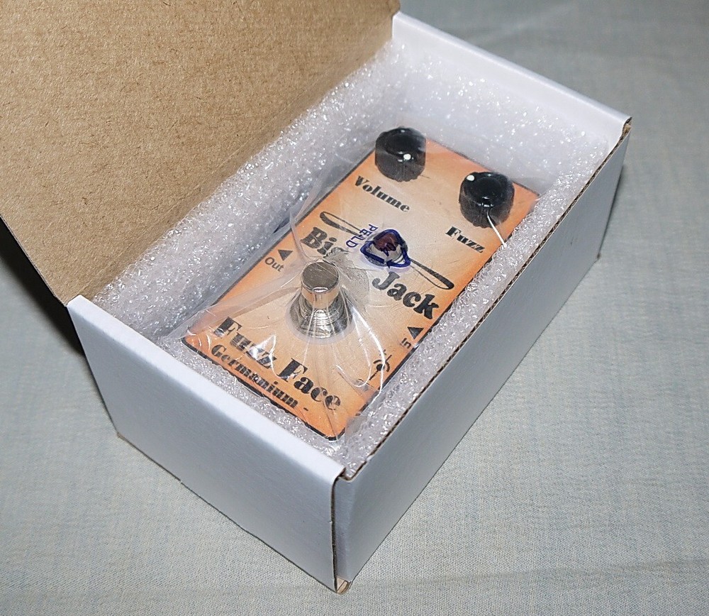 Fuzz Face Guitar Effects Pedal Germanium Clone Modified Handmade negative GND