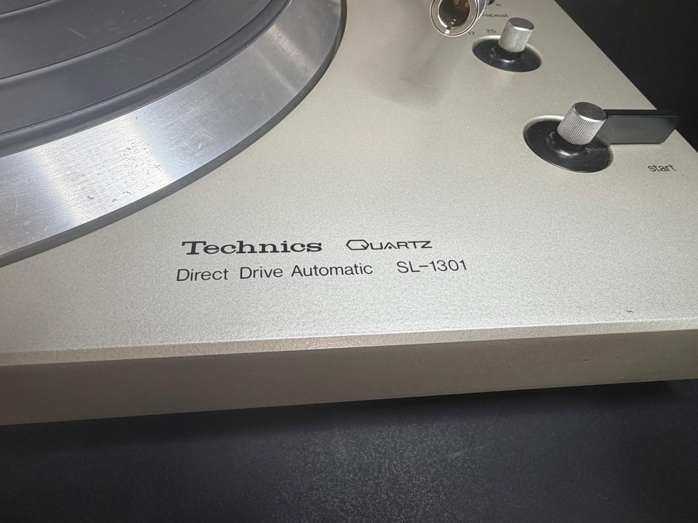 Technics SL-1301 Quartz Turntable – Serviced (DeoxIT), Fully Auto, Tested, Clean