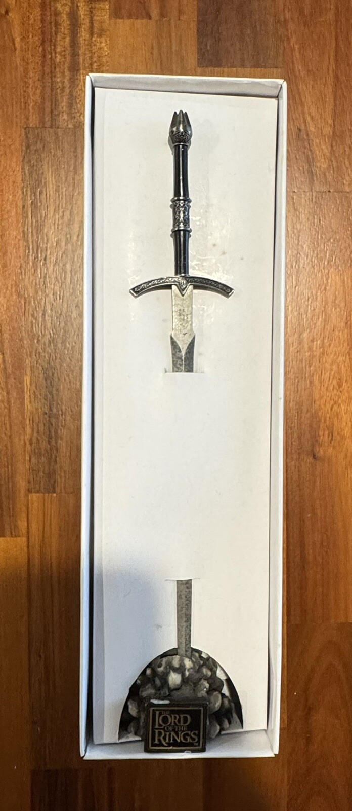 United Cutlery Lord Of The Rings Sword Of The Witchking 1/5 Sword UC1266MIN